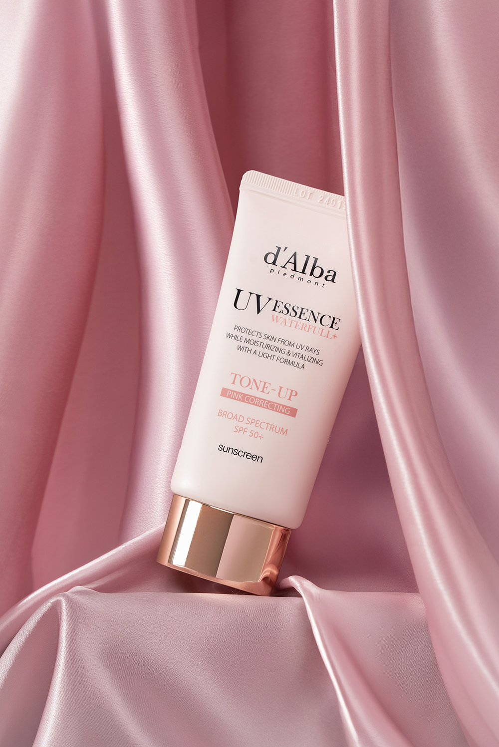 d'Alba White Truffle Waterfull Tone-Up Sunscreen SPF 50+